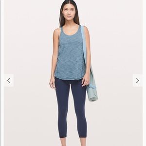 Lululemon Moment to Movement 2-in-1 tank (Sz 4-6)